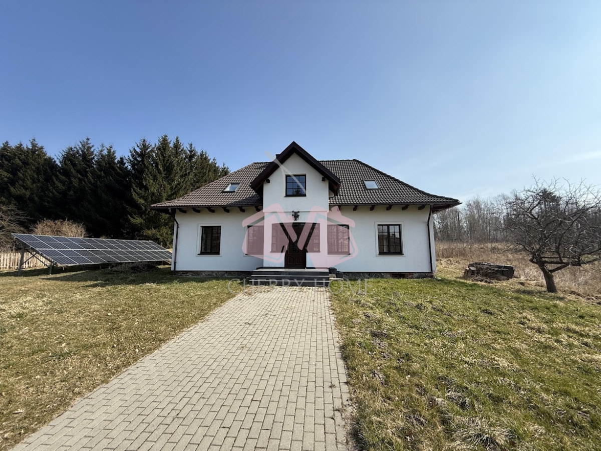 Siedlisko ze stawem i stodołą nowy dom